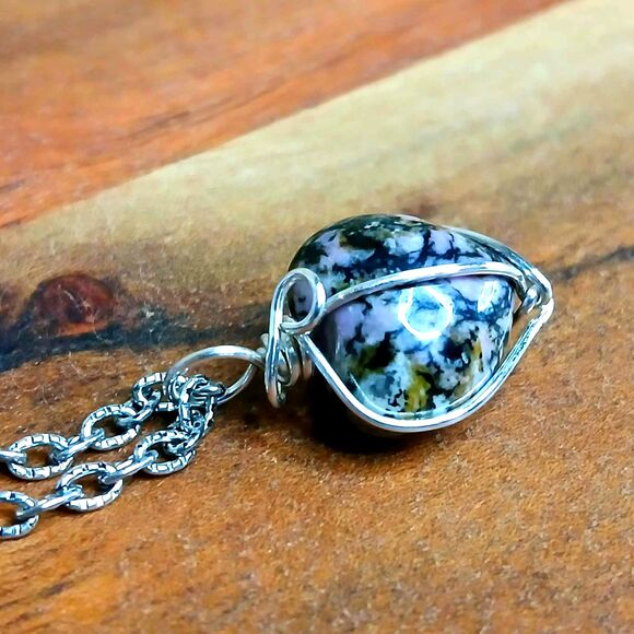 Rhodonite Crystal Heart Pendant Necklace, Gemstone Dainty 16" - Picture 4 of 5